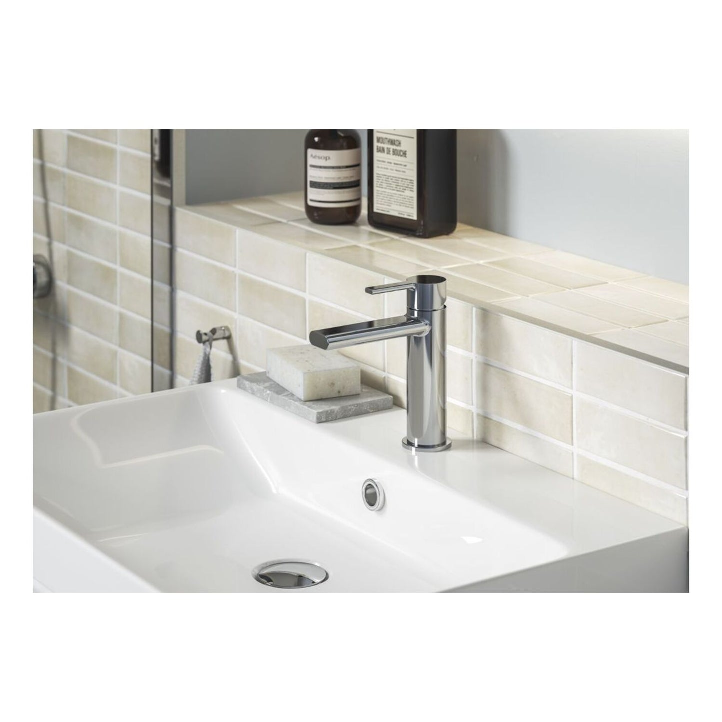 Havira Bath Filler